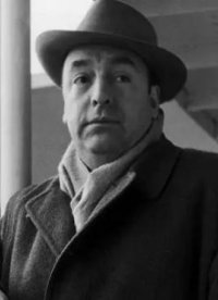 聂鲁达与他的《马楚比楚高峰》